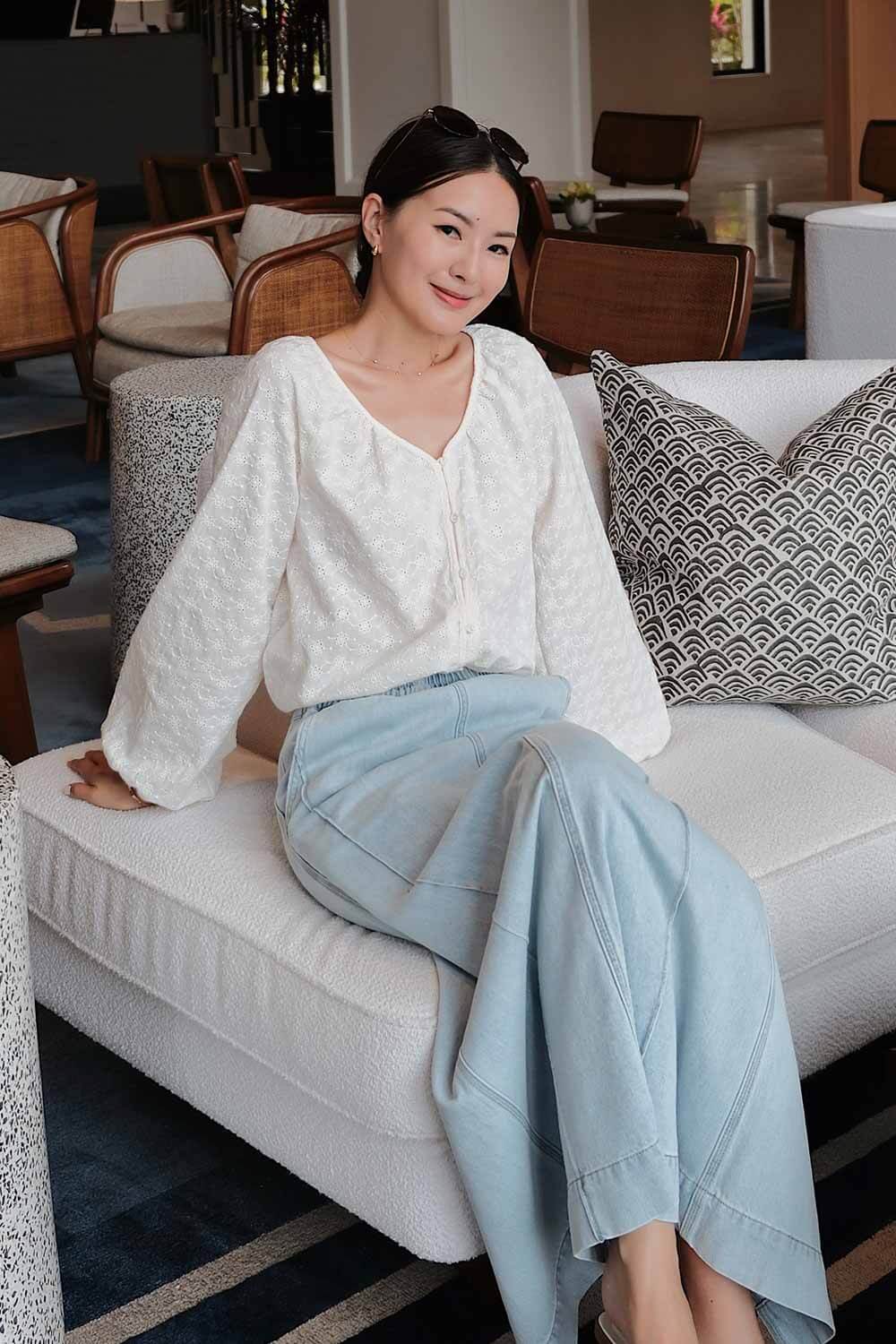 開襟蕾絲上衣