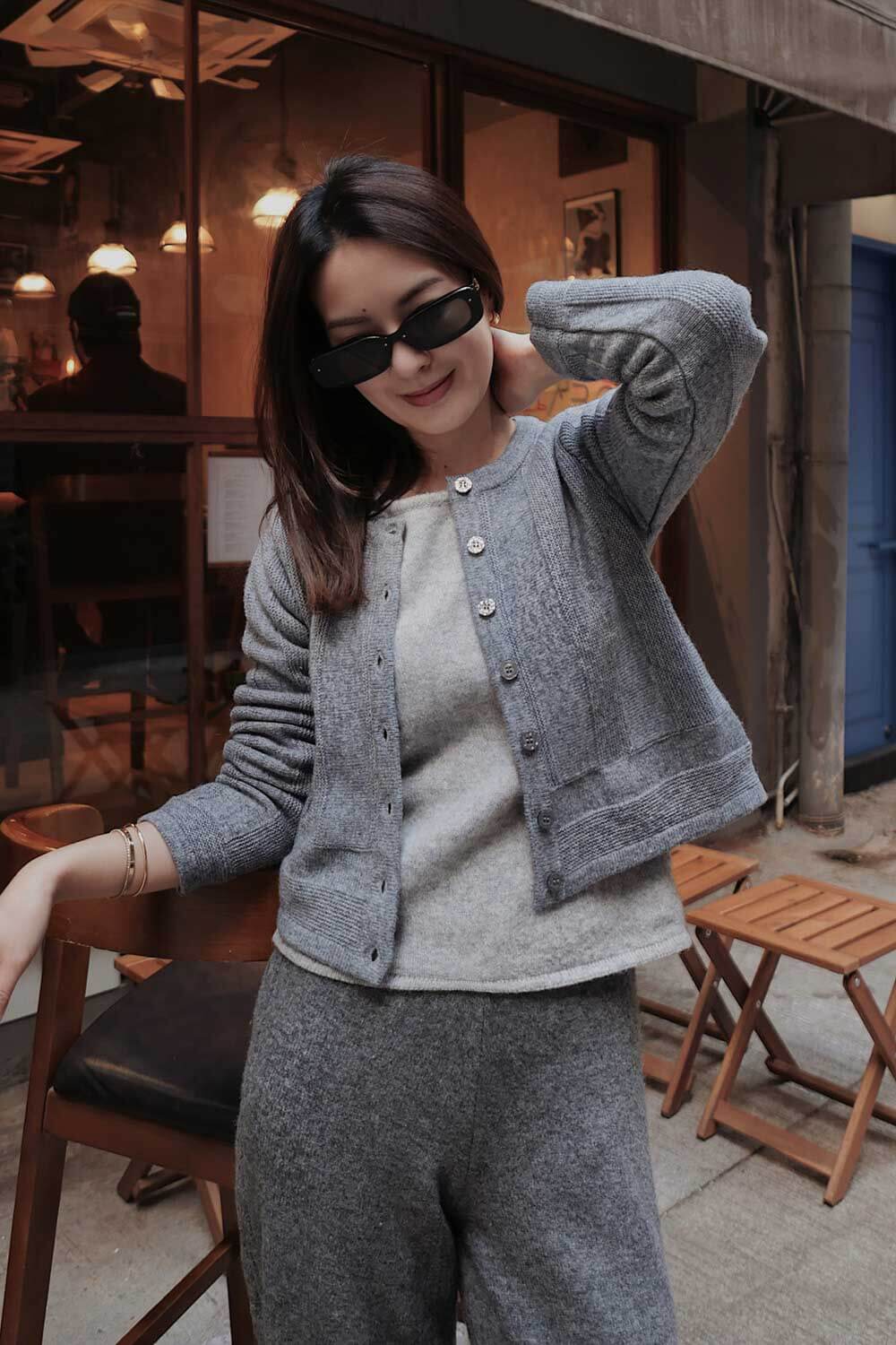 羊毛圓領針織衫