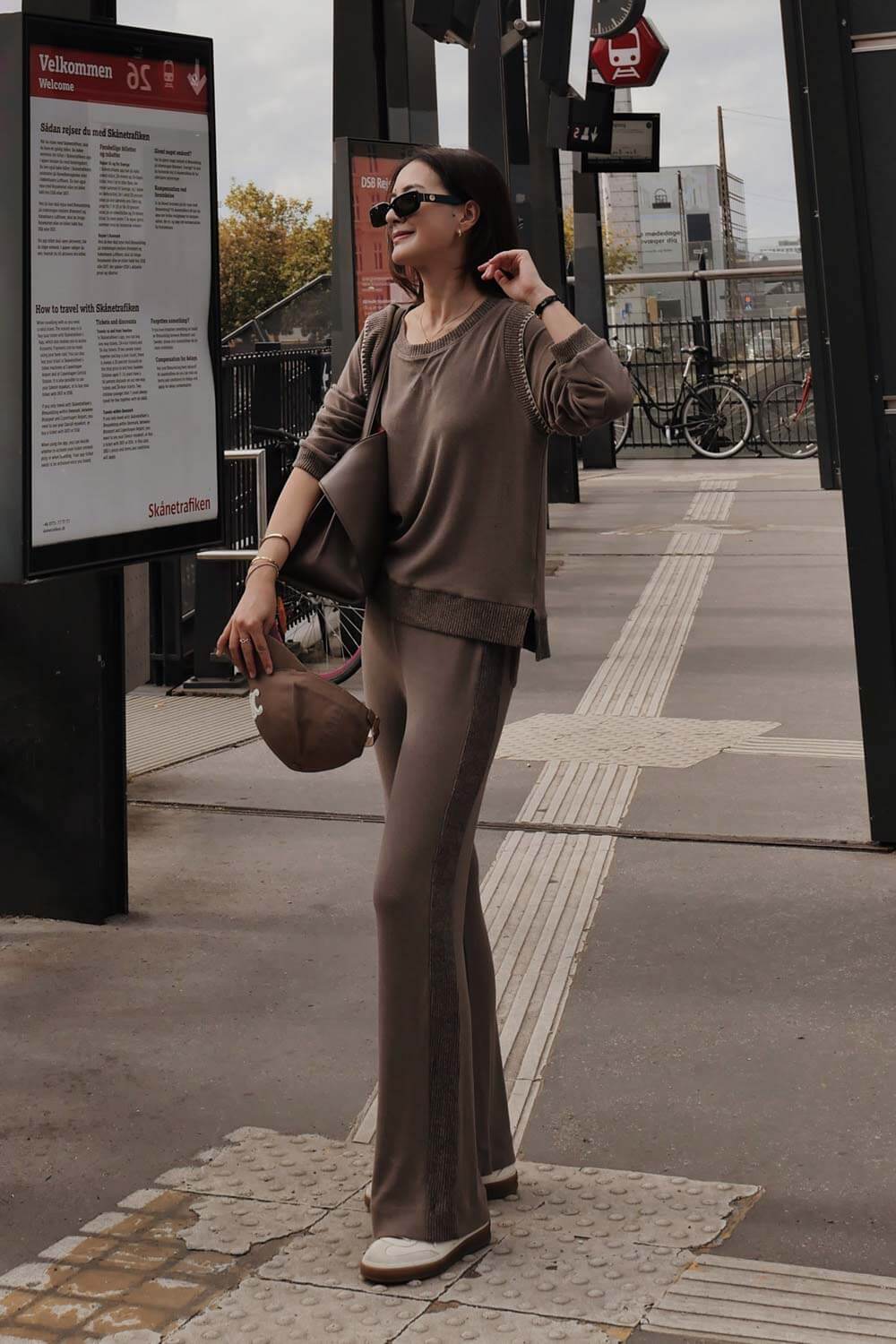 柔感休閒喇叭褲