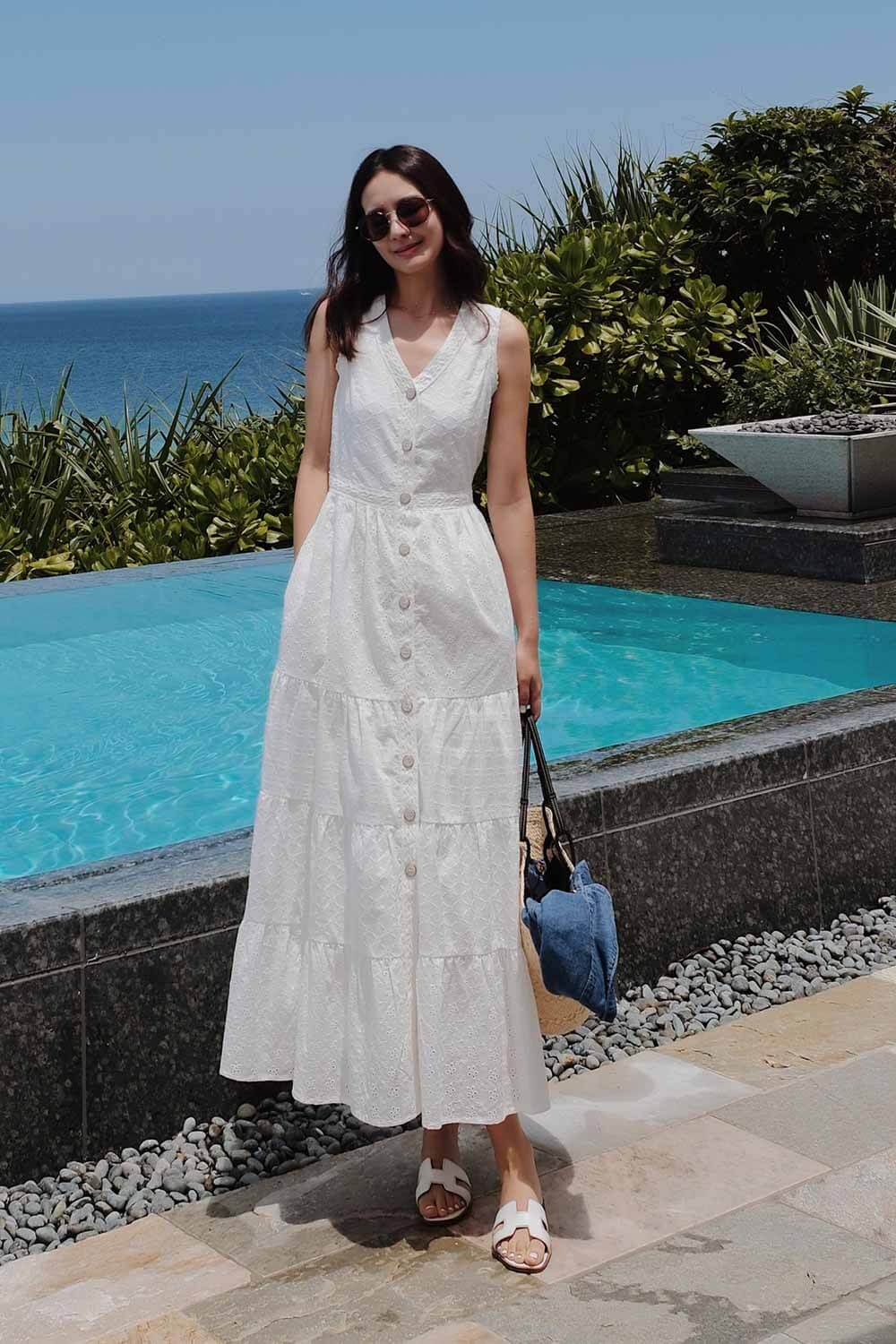 蕾絲繡花拼接長洋裝