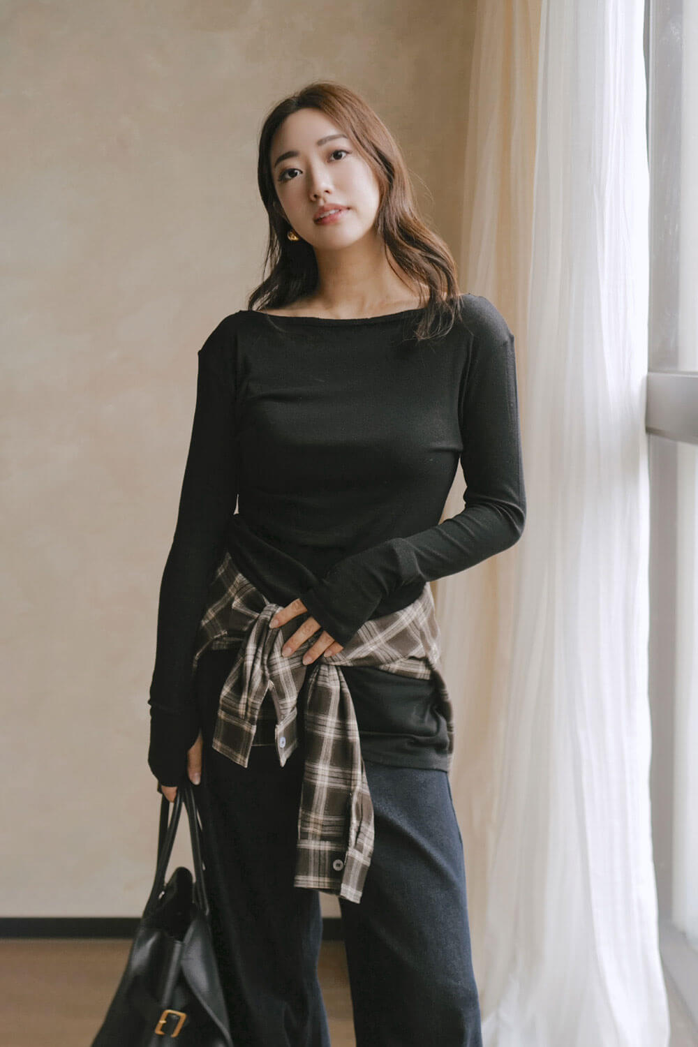 一字領鬆弛感上衣