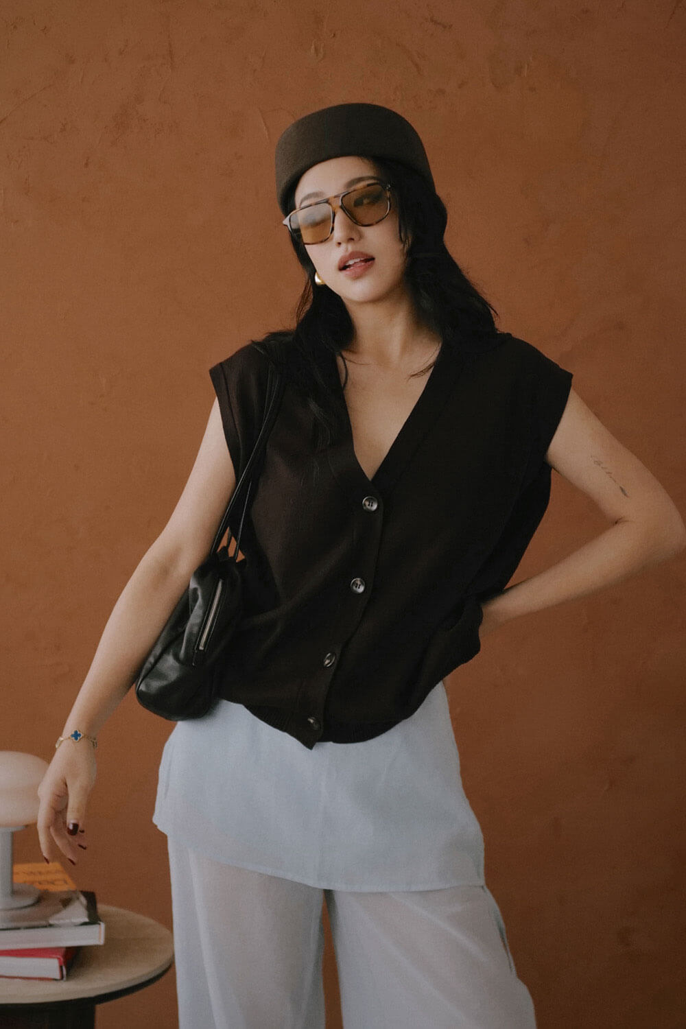 V領氣質百搭背心