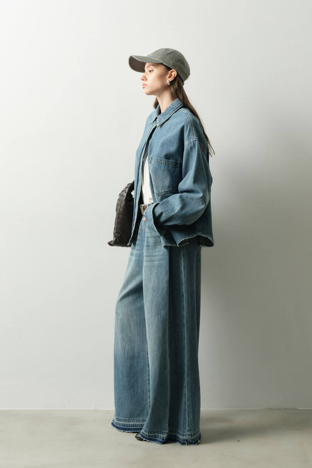 腿超長牛仔寬褲