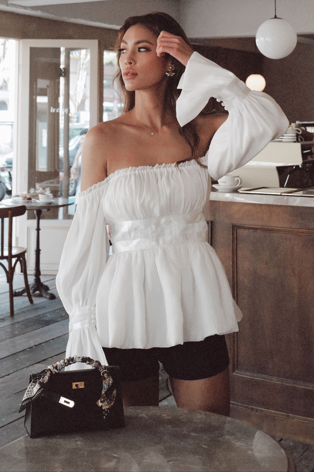 平口拋袖縮腰上衣