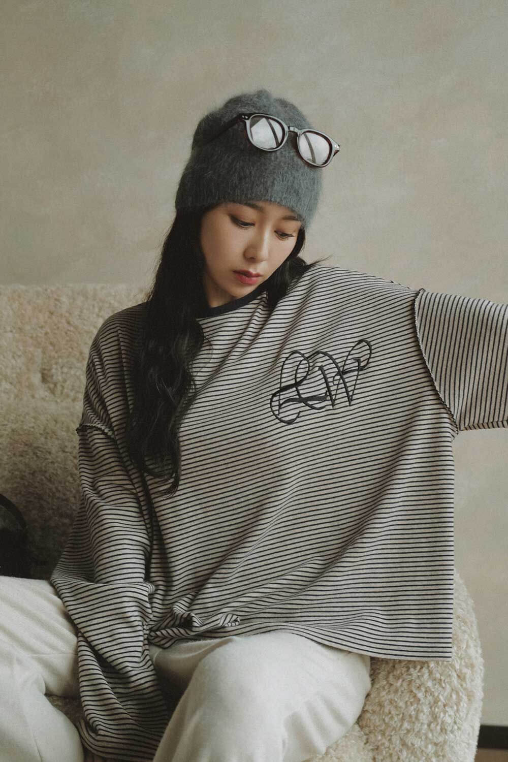 LW繡花條紋上衣