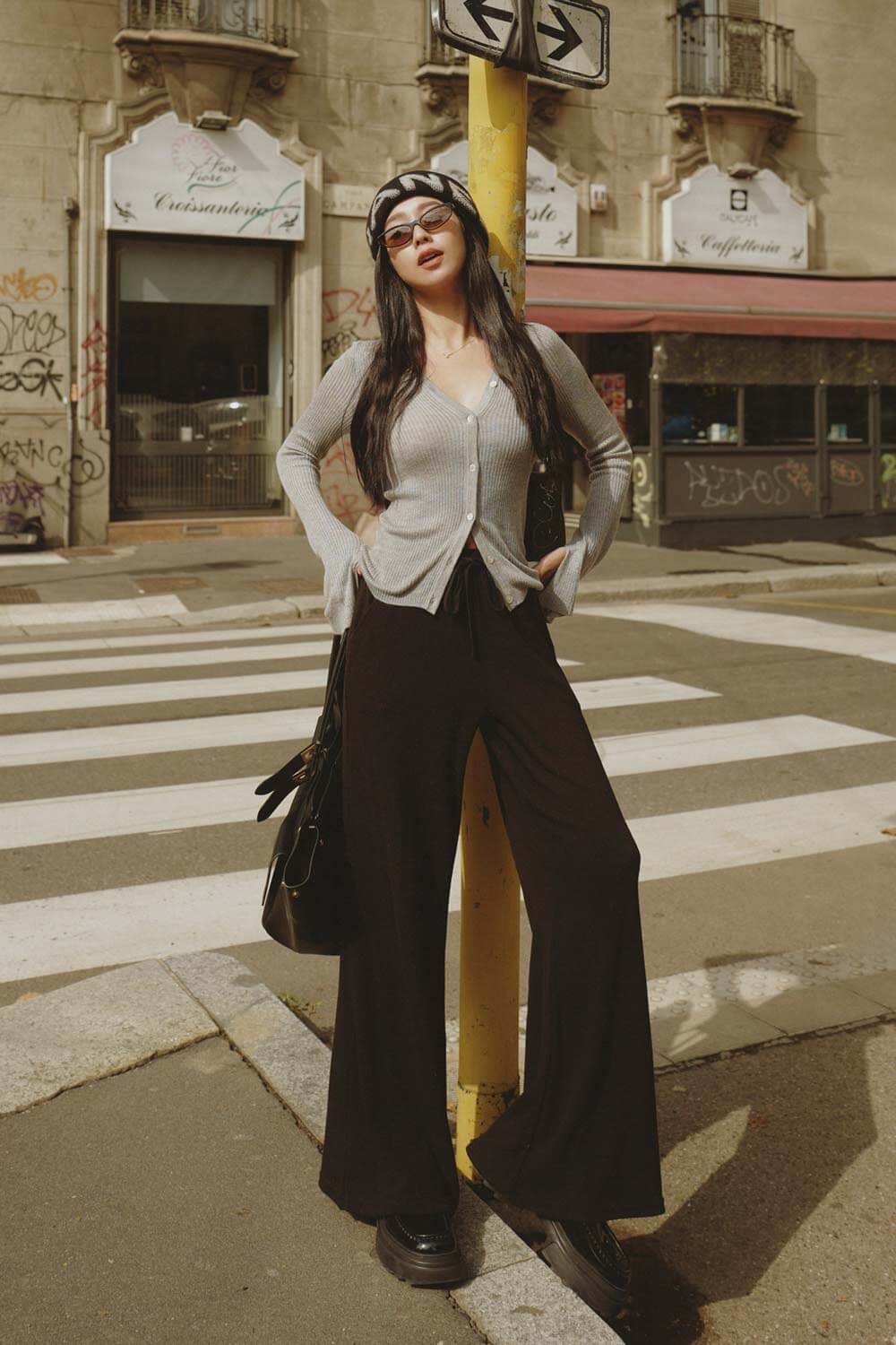 抽繩坑條微喇叭褲 抽繩坑條微喇叭褲