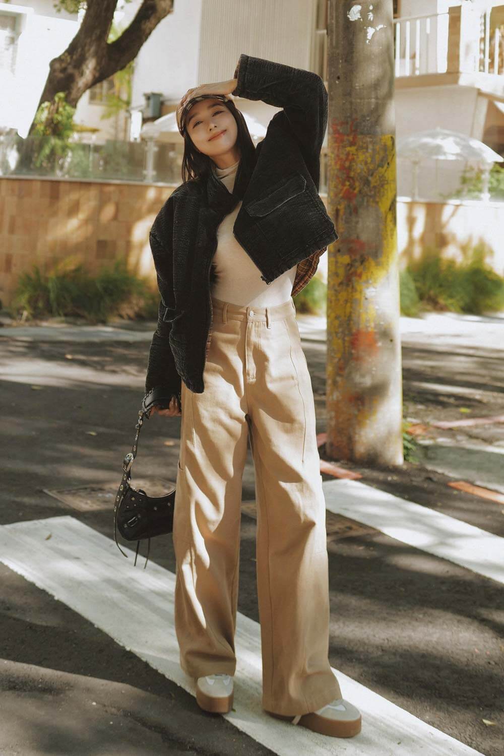 剪接錐形斜紋褲