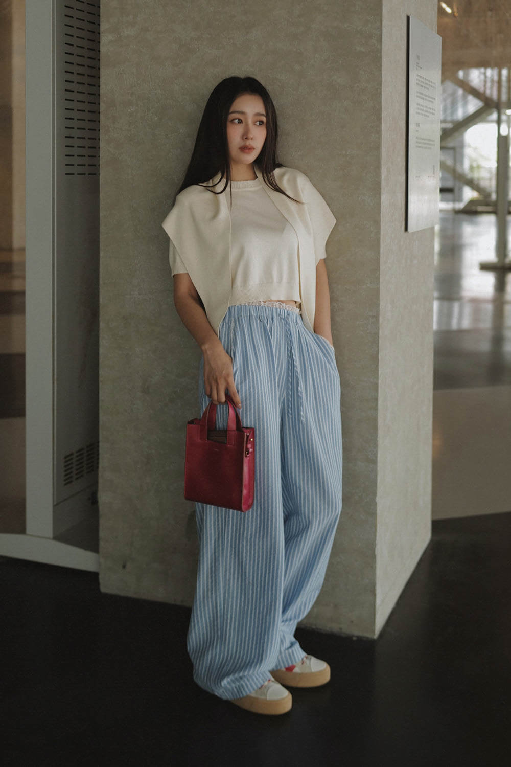 蕾絲拼接條紋寬褲