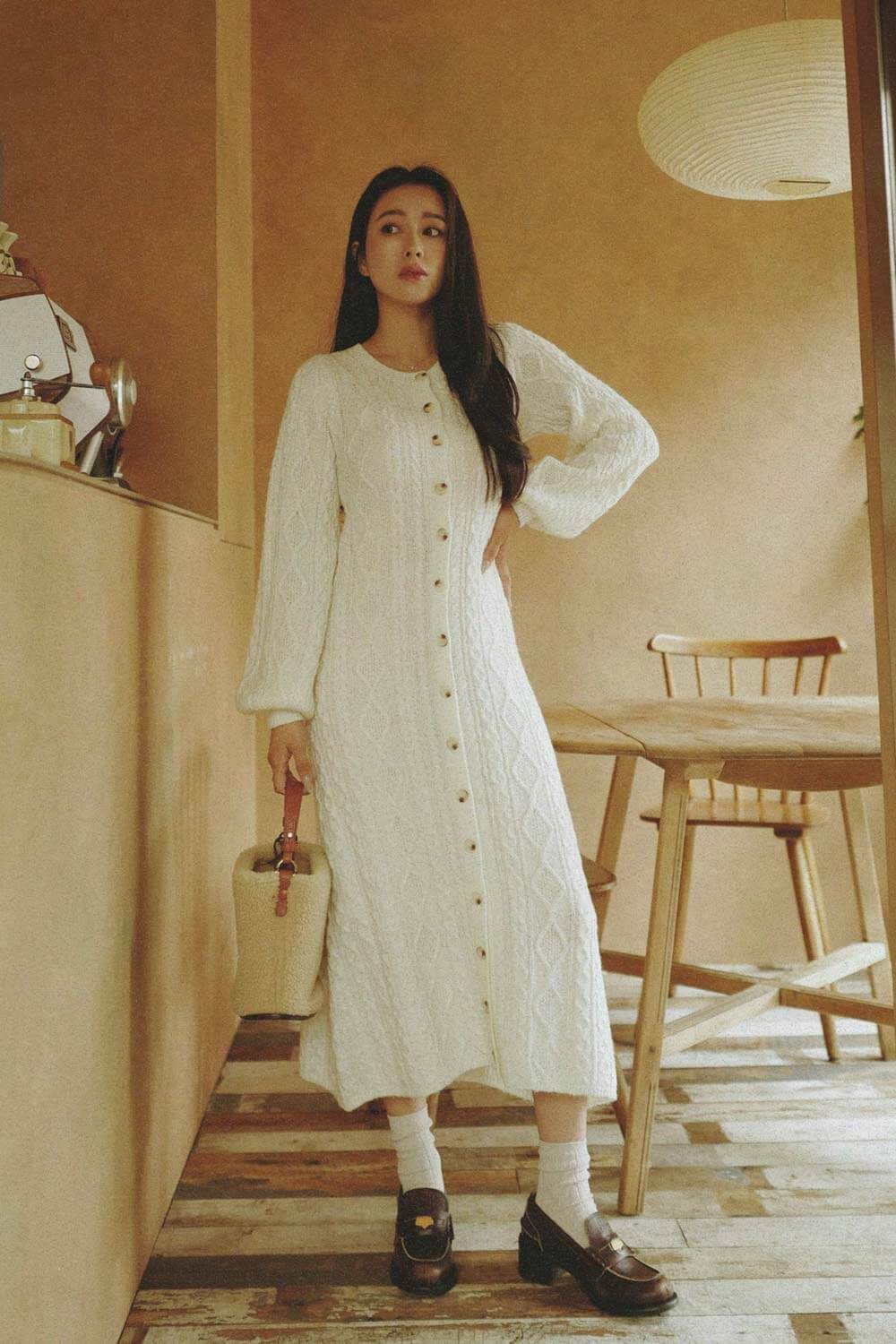 花紗針織洋裝（附襯裙）