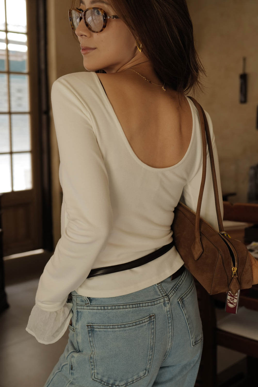 可拆式花邊袖上衣