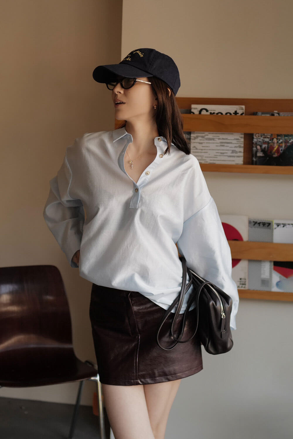 透膚半開襟襯衫