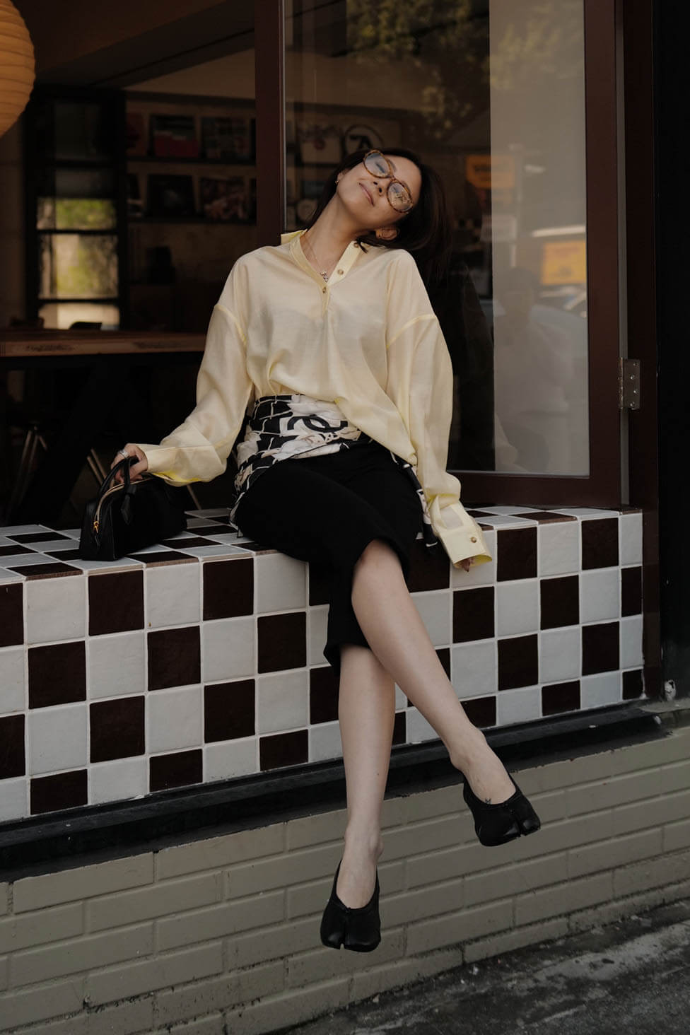 透膚半開襟襯衫