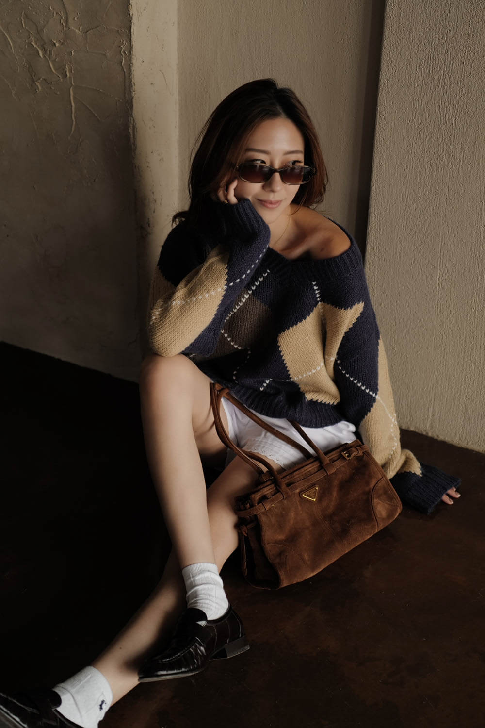 配色菱格紋V領毛衣