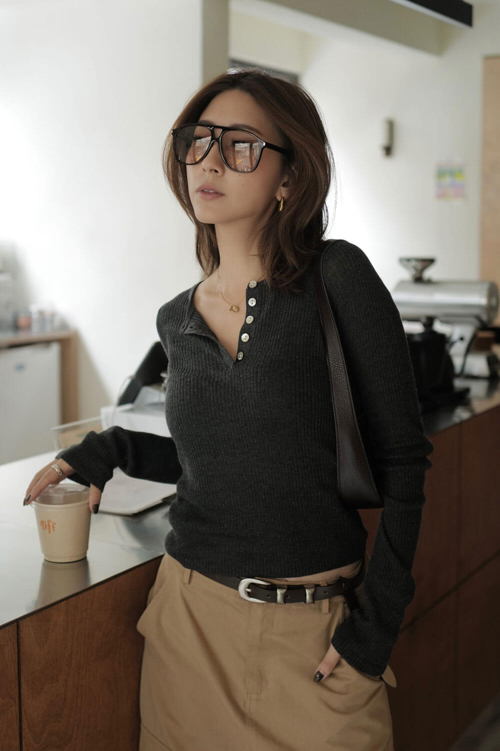 圓領半開襟針織衫