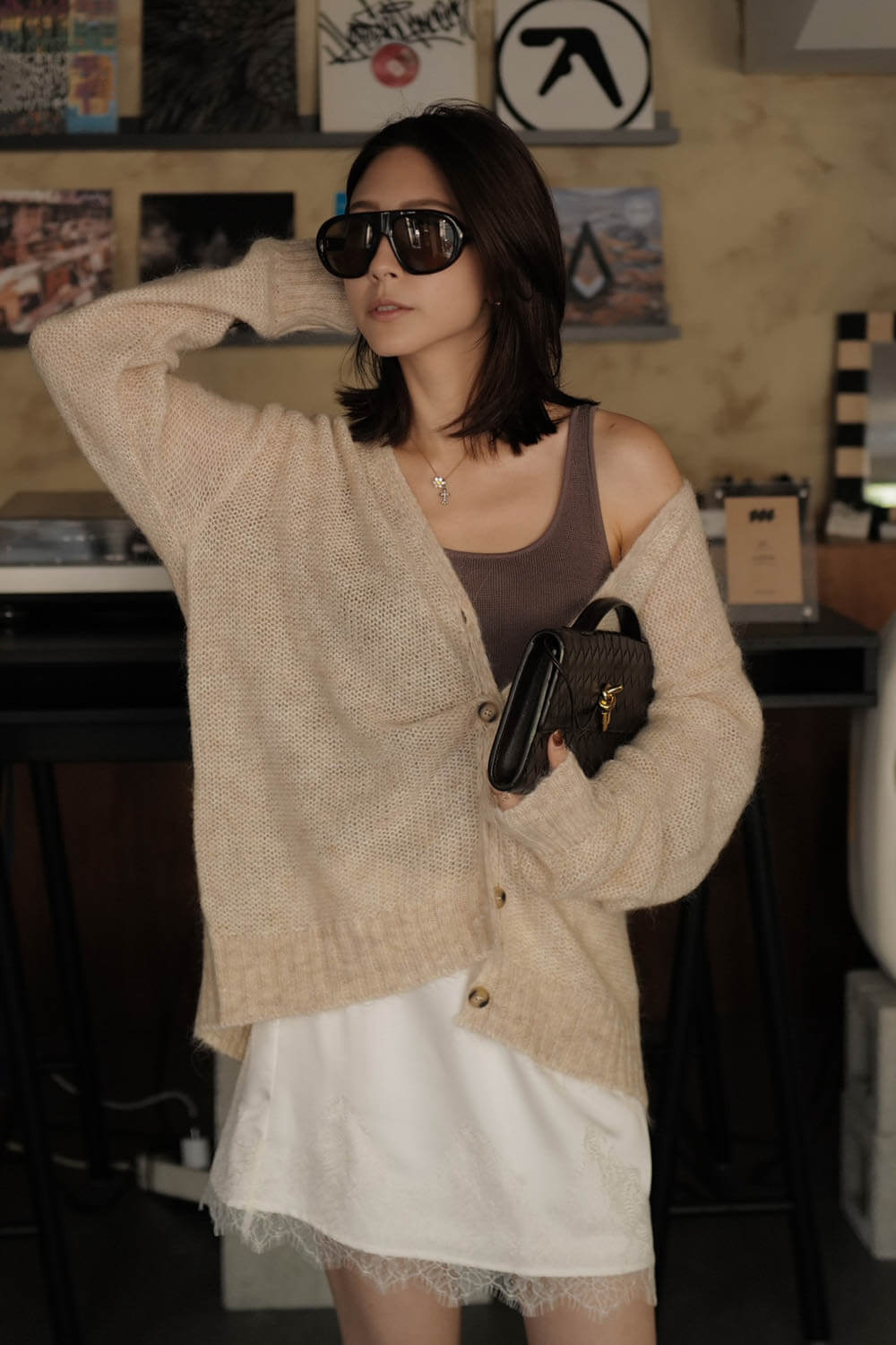 V領馬海毛開襟外套