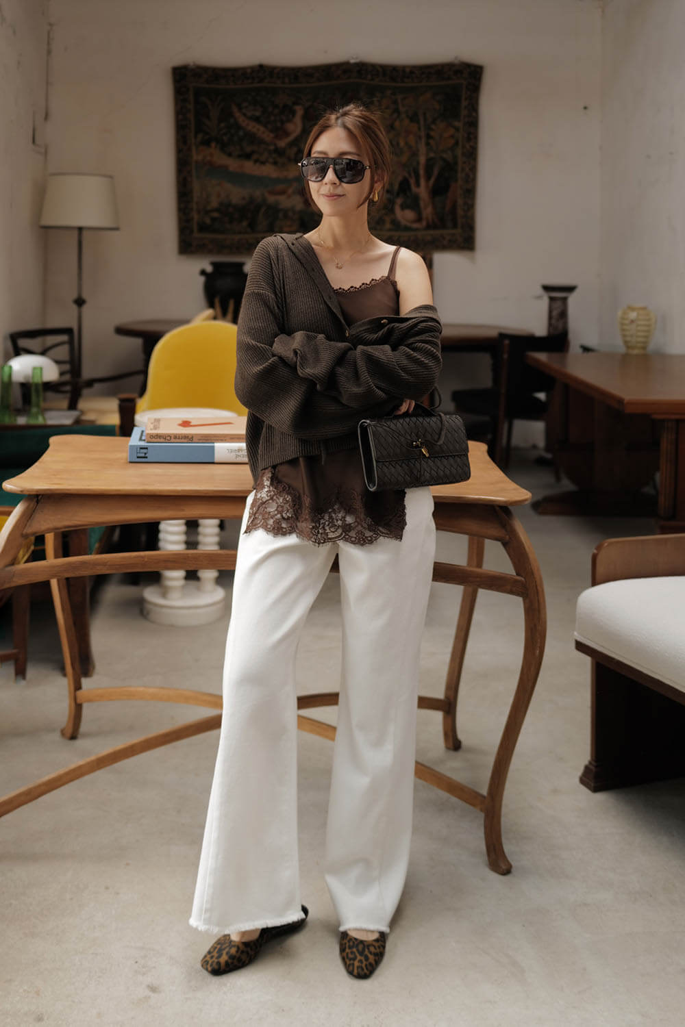 寬鬆喇叭牛仔褲