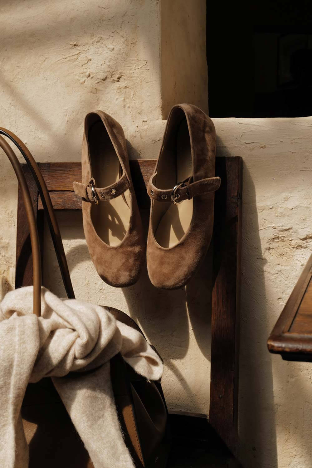 羊麂皮平底娃娃鞋