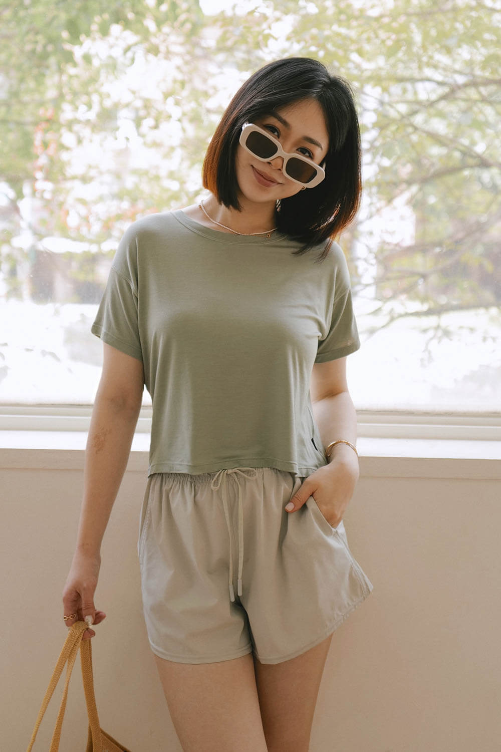 短版舒適上衣