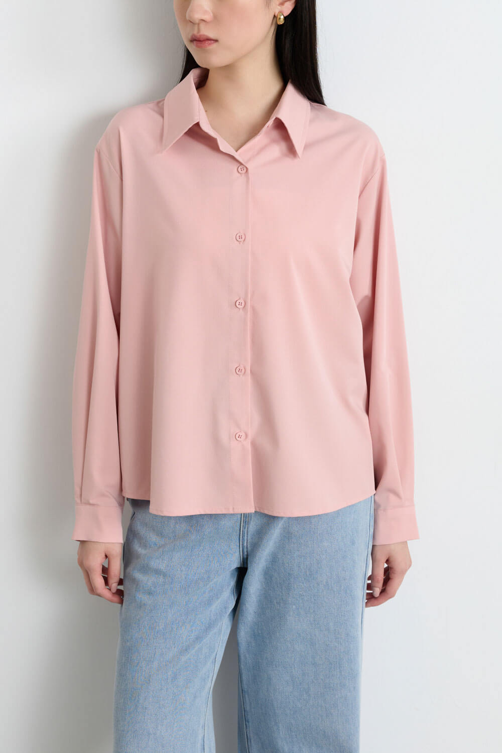 微落肩寬鬆襯衫