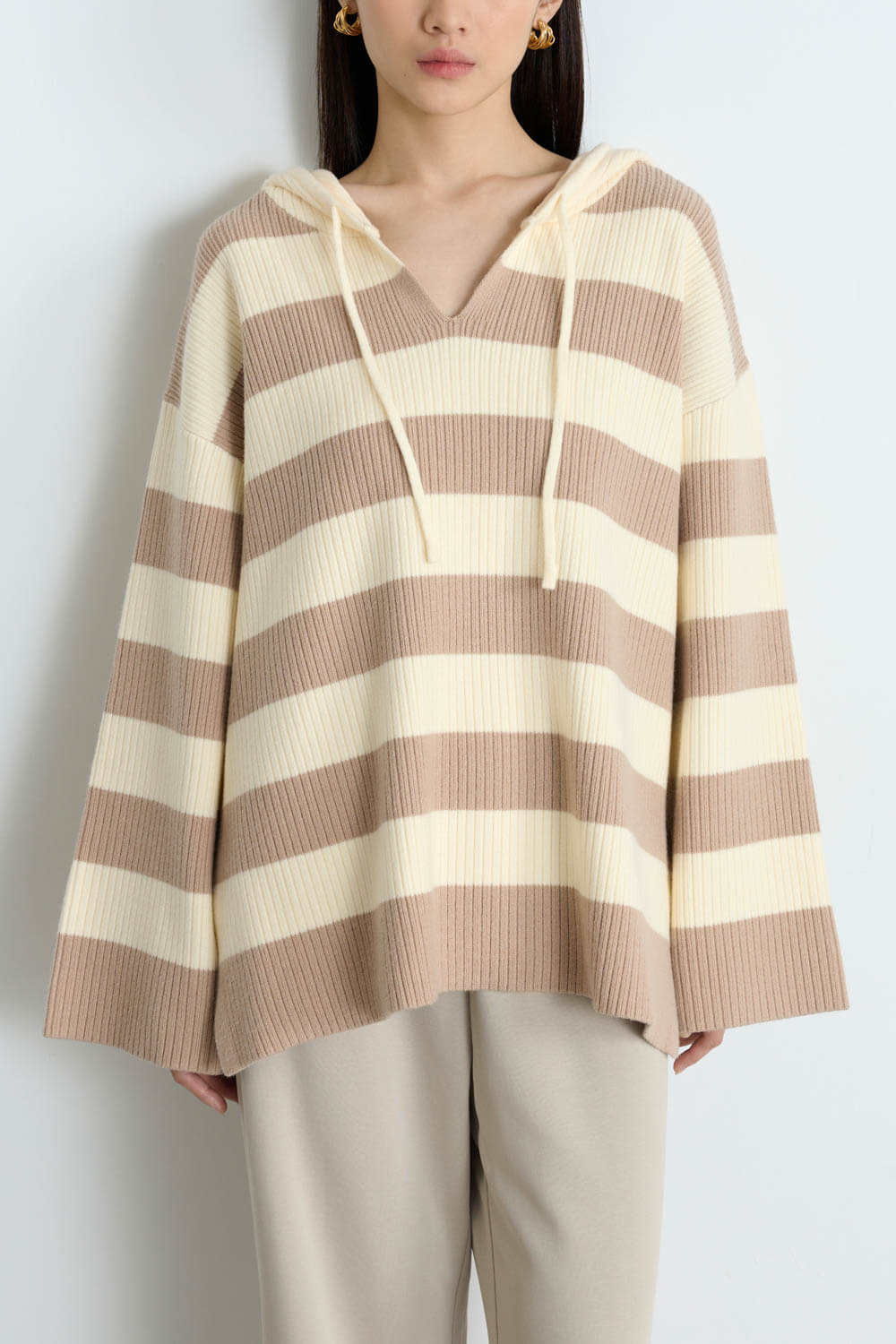 條紋針織V領上衣