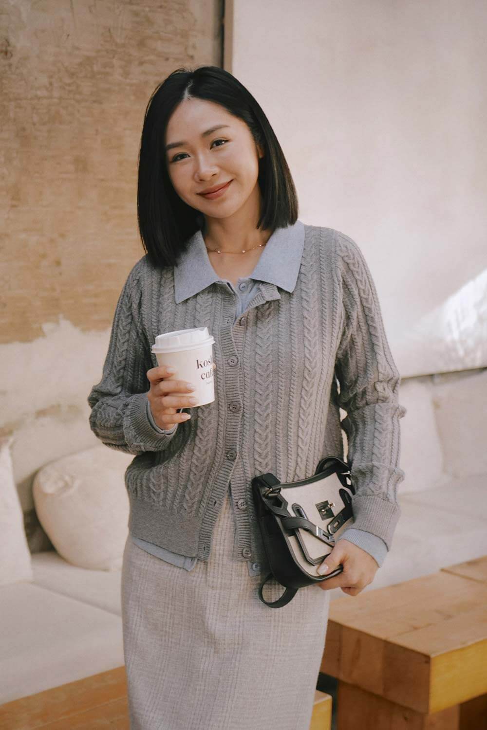 假兩件式翻領針織上衣