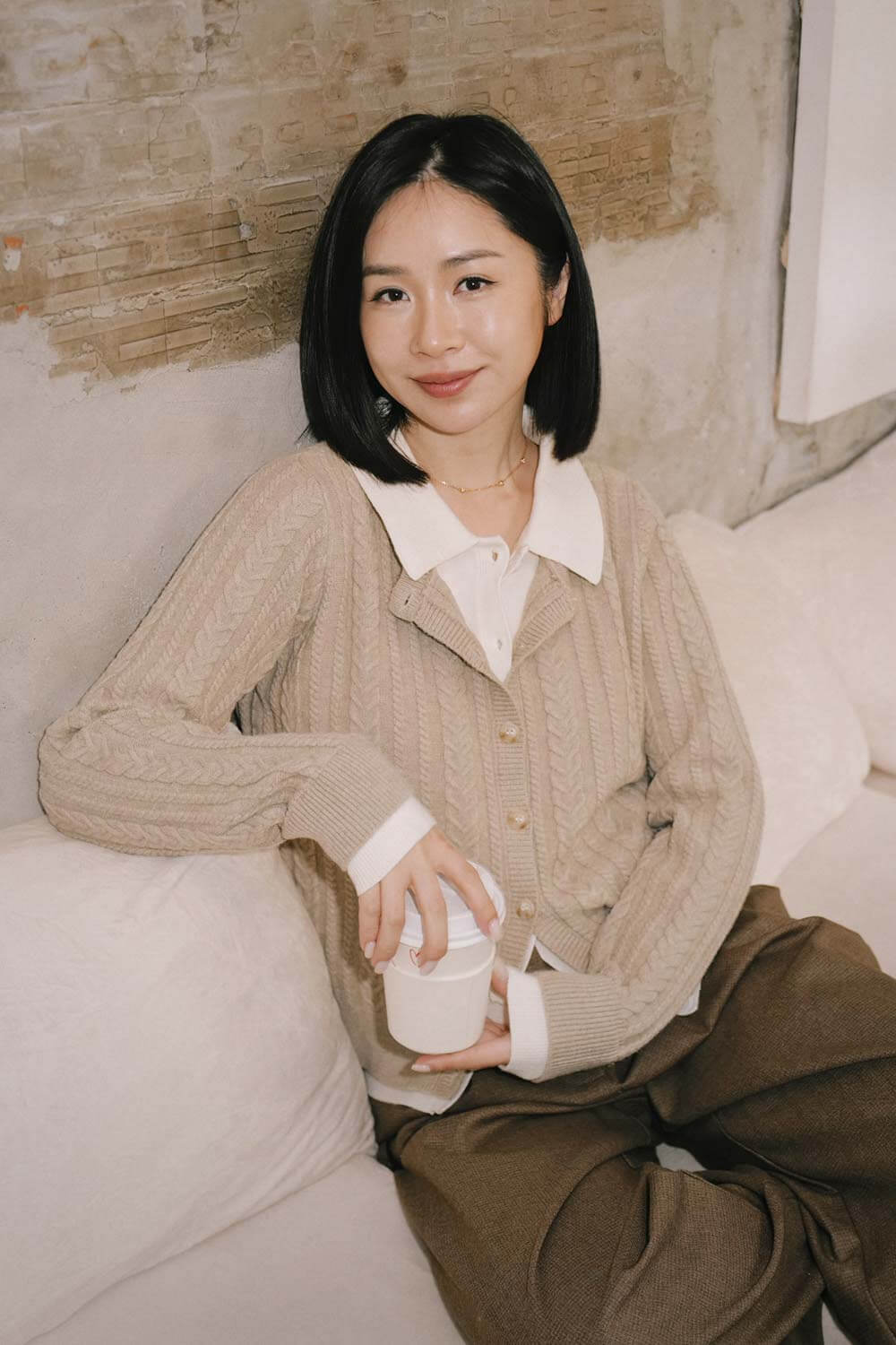 假兩件式翻領針織上衣