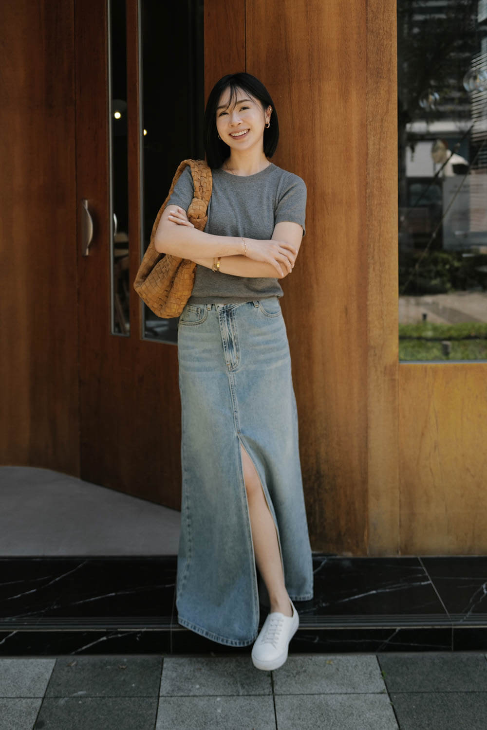 前開衩斜釦牛仔裙