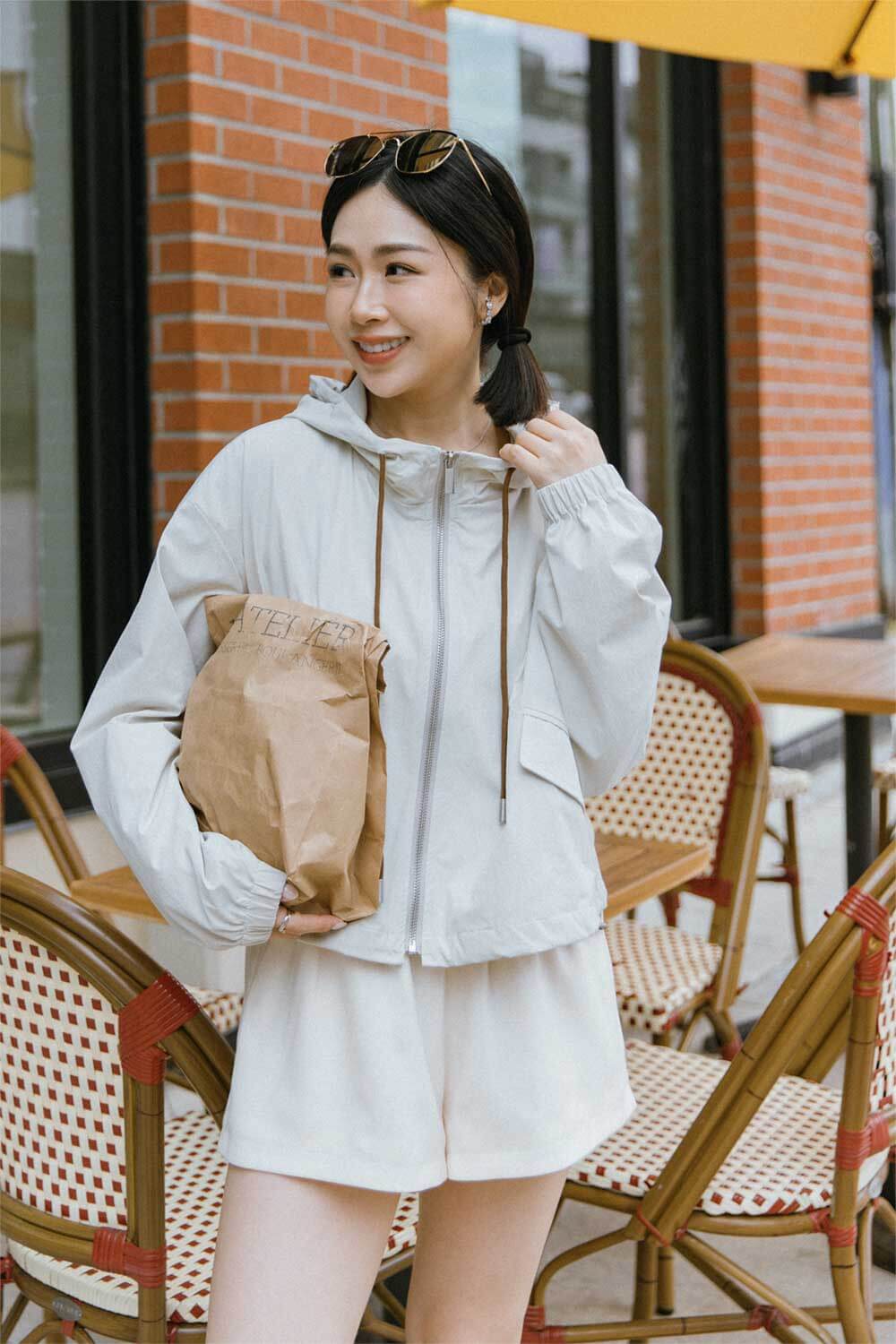 連帽抽繩休閒外套 連帽抽繩休閒外套