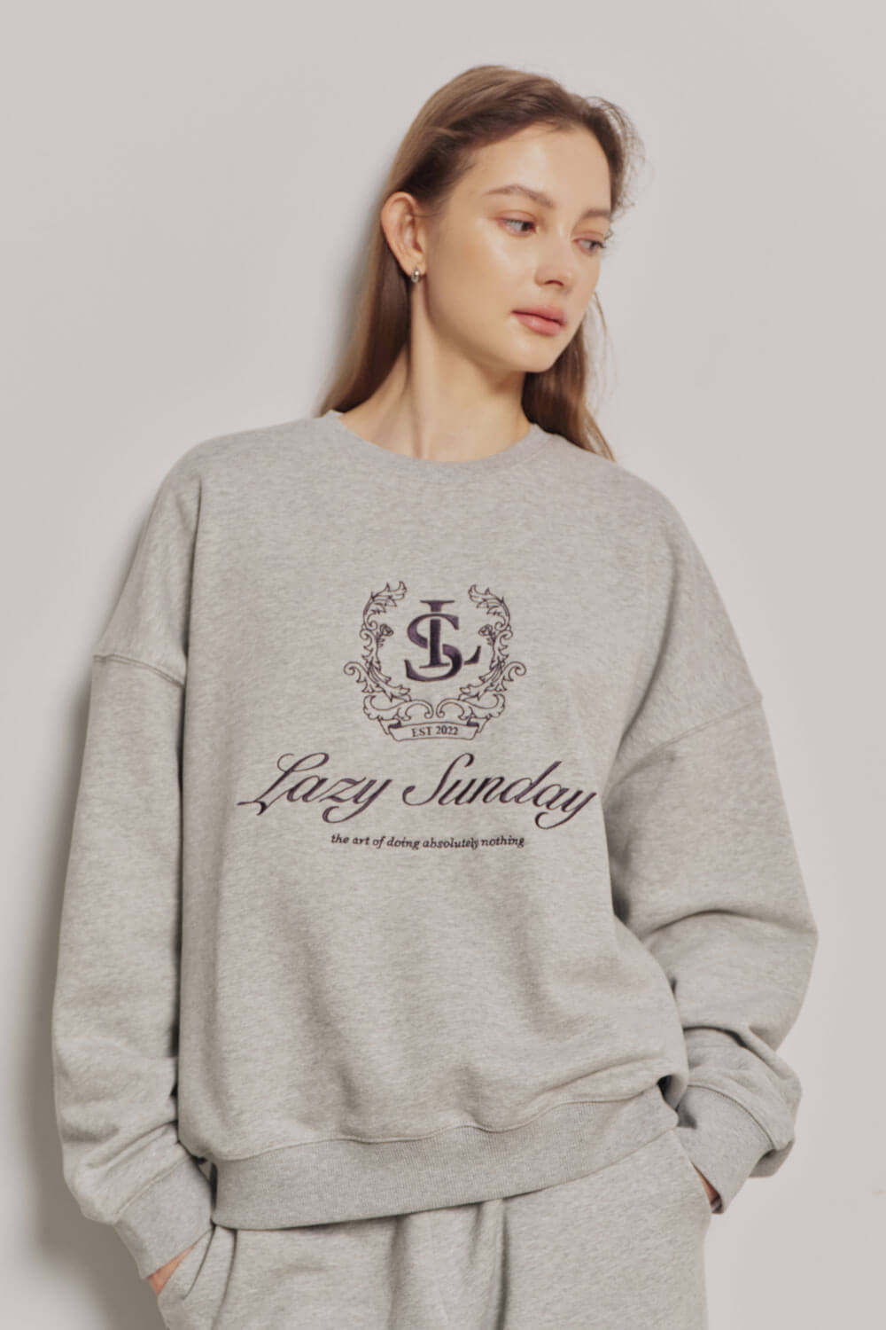 LAZY SUNDAY繡花衛衣