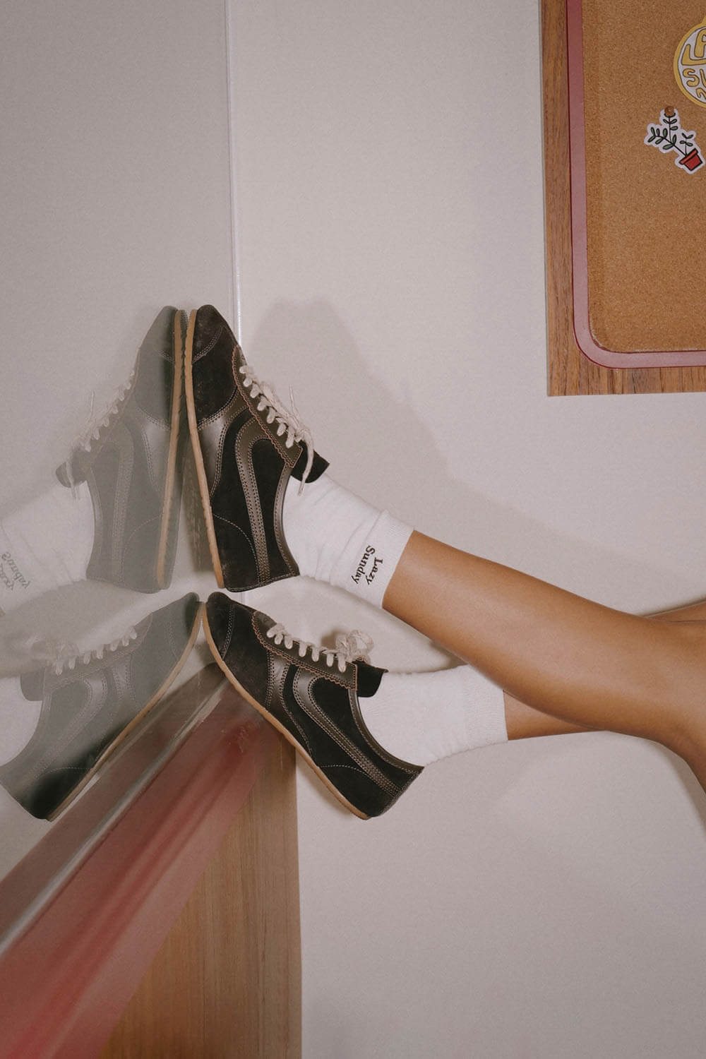 品牌刺繡短襪三入組