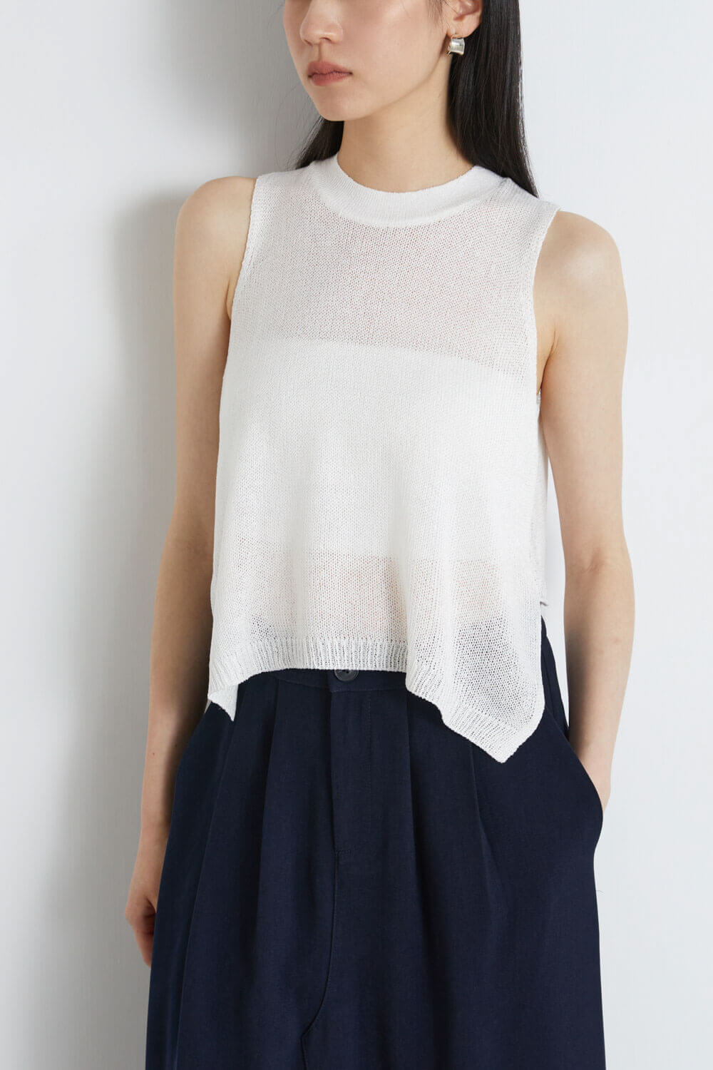 小高領削肩針織上衣