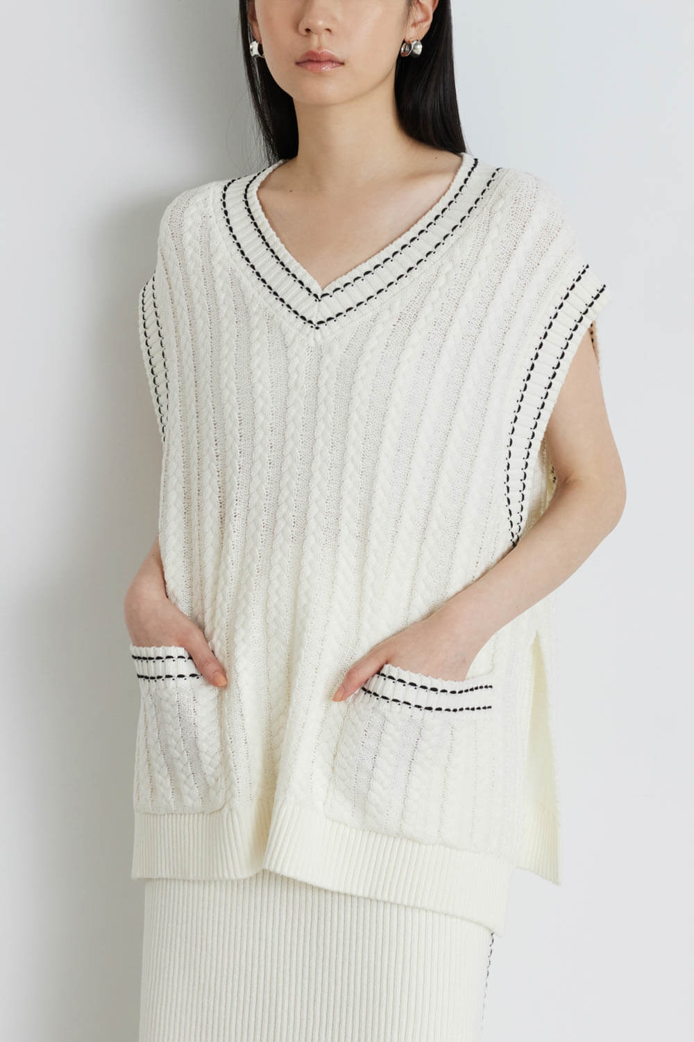 配色飾邊針織背心